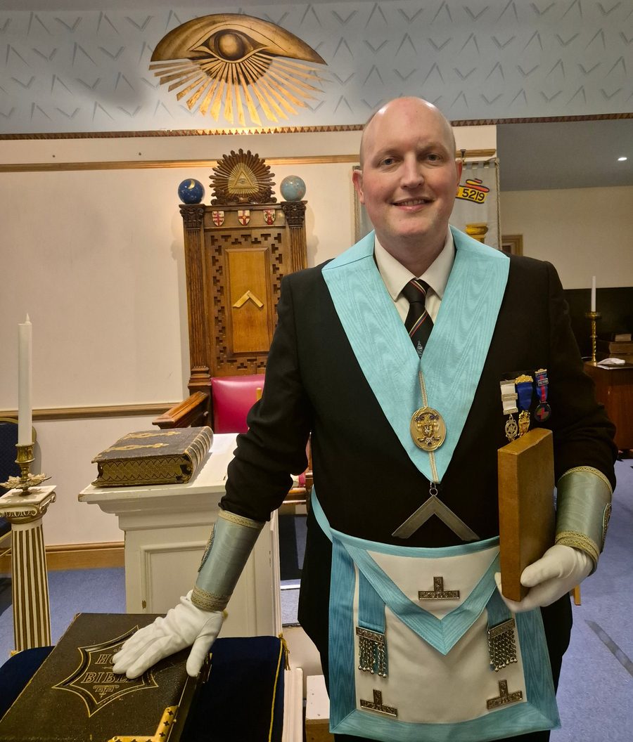 Bro Damien Footsoy, Worshipful Master of Ashlar Lodge
